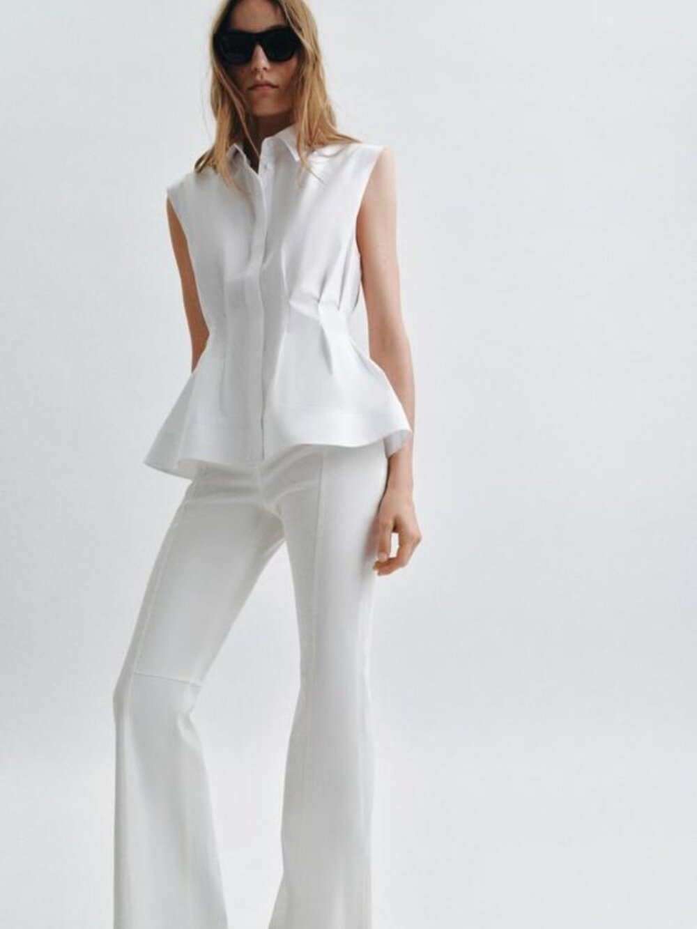 ZARA PLEATED SLEEVELESS SHIRT ZW COLLECTION - Picture 2 of 6